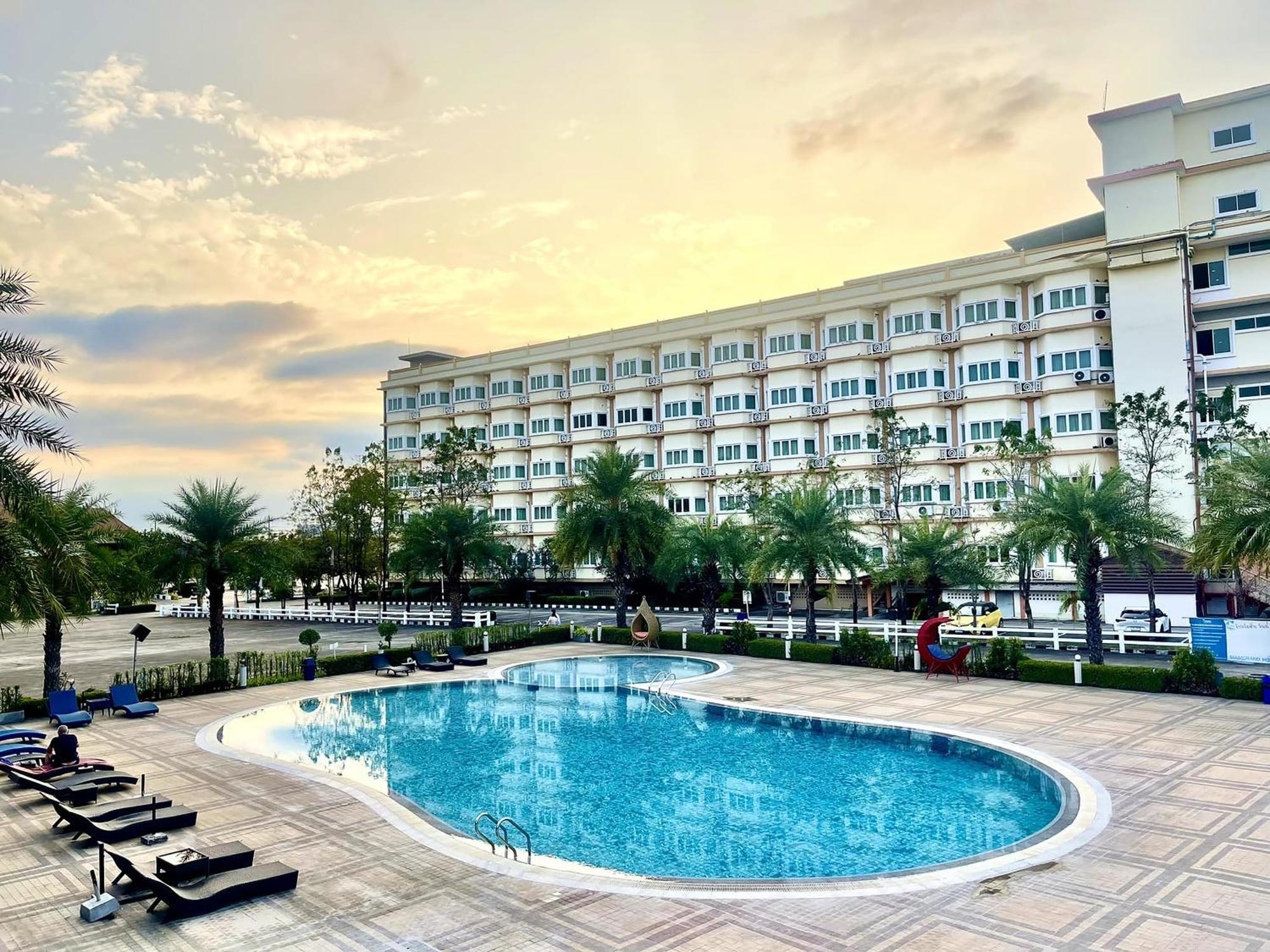 Siamgrand Hotel Удон-Тхани Экстерьер фото